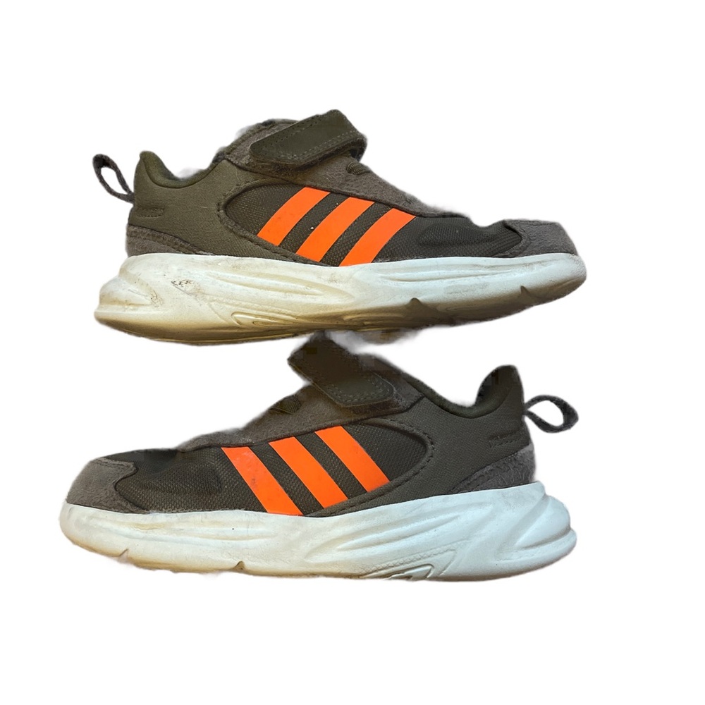 Adidas Sneakers - TODDLER BOY SIZE 10